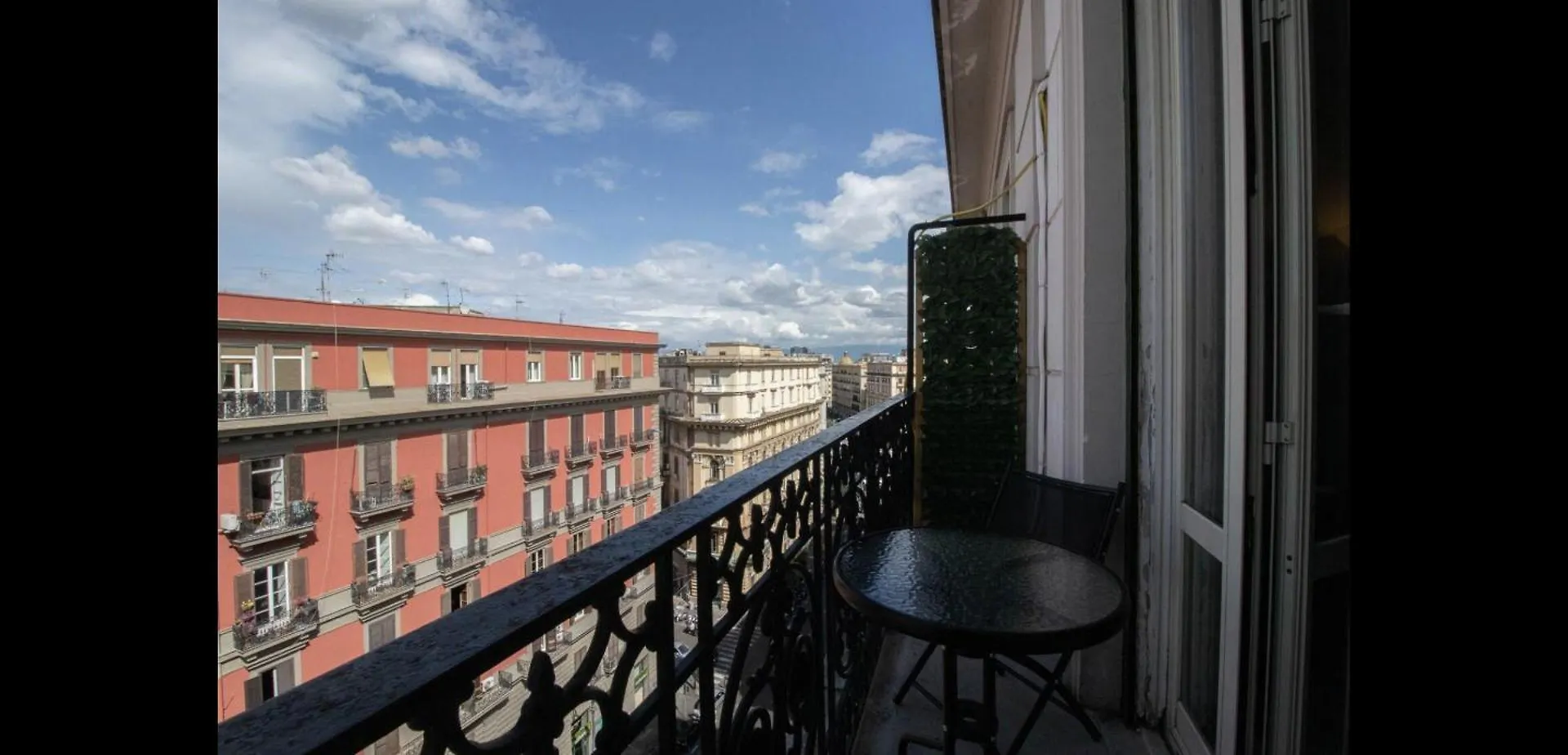 Naples Best Nest Apartamento 0*,