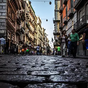 Appartamento Latt E Liett, Napoli
